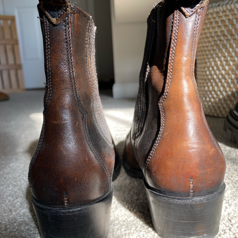 Frye brown and black distressed chelsea boot - Picture 6 of 6